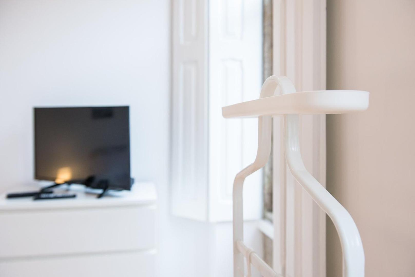 Guestready - Quaint Comfort Near Clerigos Tower ปอร์โต ภายนอก รูปภาพ
